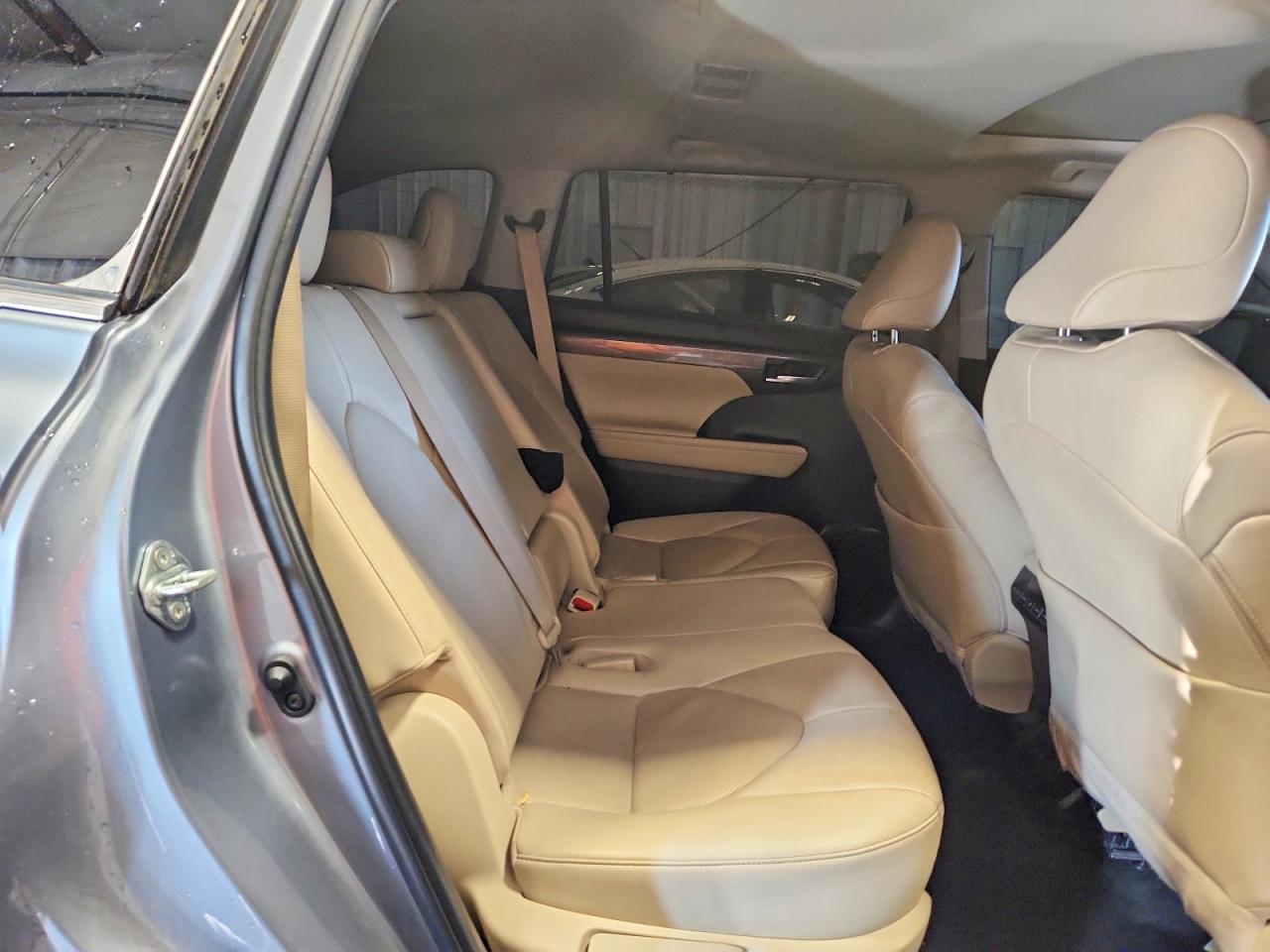 2023 TOYOTA HIGHLANDER LIMITED photo 19