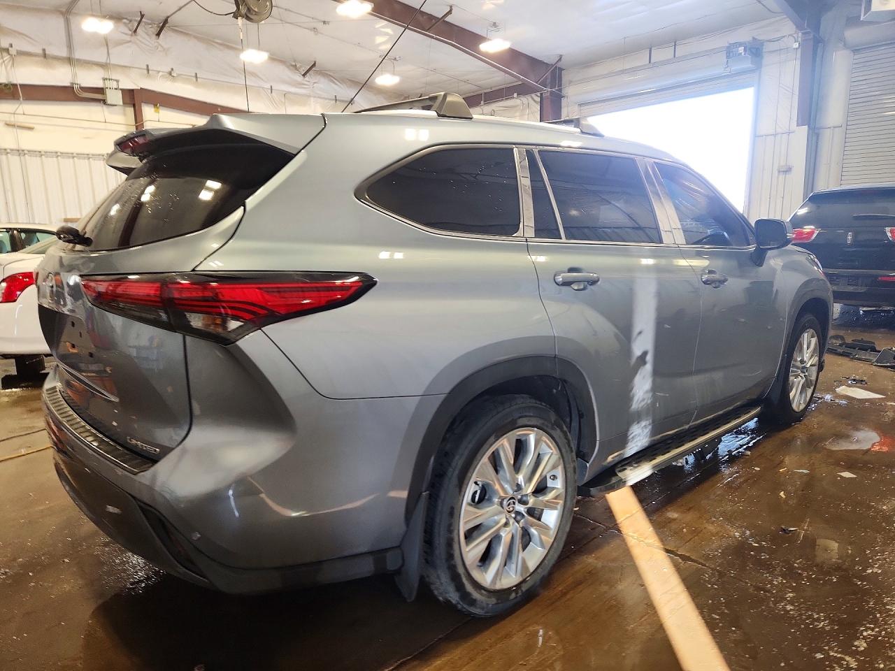 2023 TOYOTA HIGHLANDER LIMITED photo 5