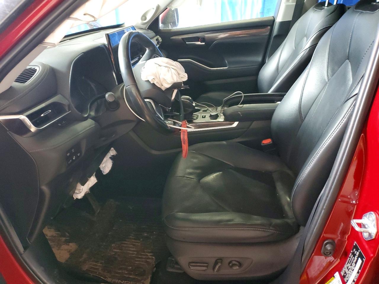 2020 TOYOTA HIGHLANDER LIMITED photo 13