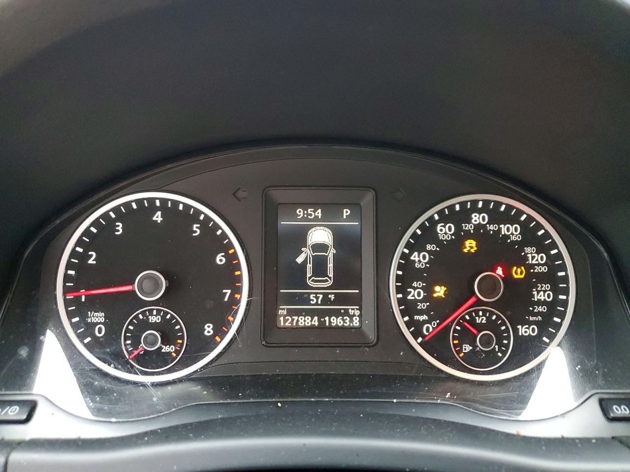 2017 VOLKSWAGEN TIGUAN SPORT photo 17