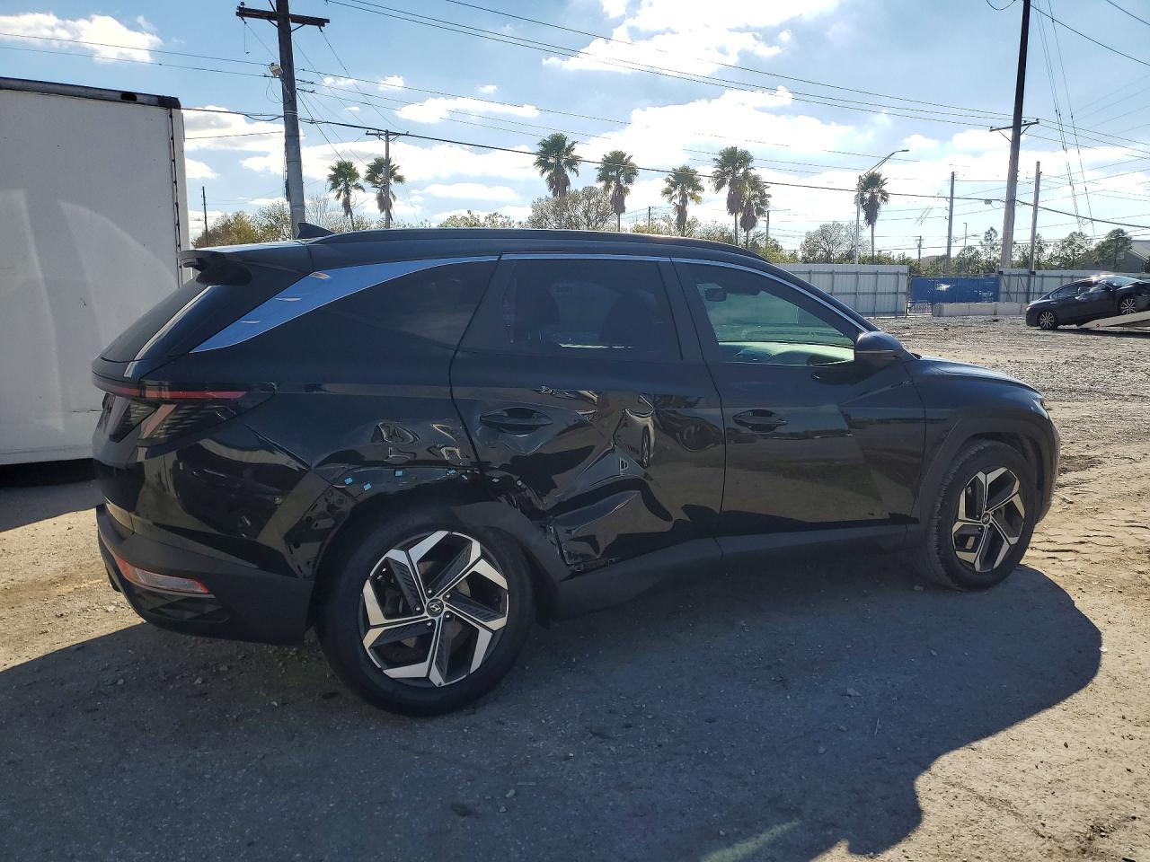 2024 HYUNDAI TUCSON SEL photo 3