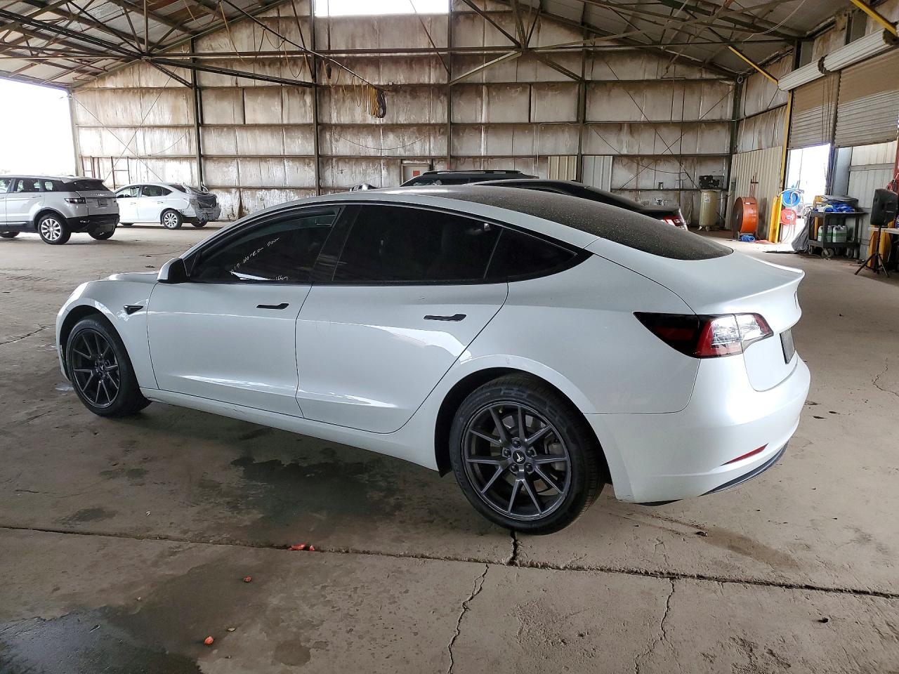 2023 TESLA MODEL 3 photo 4