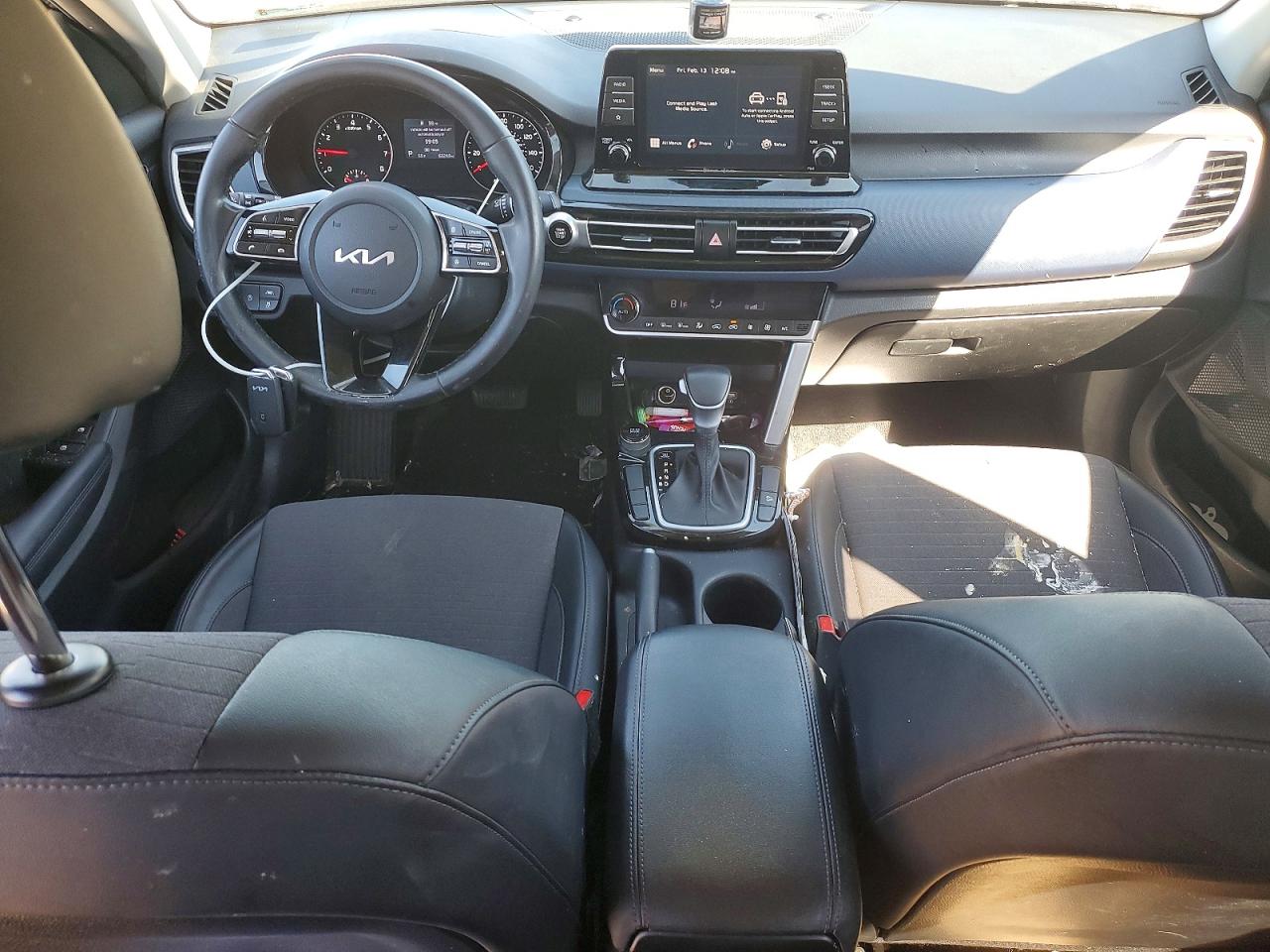 2023 KIA SELTOS S photo 15