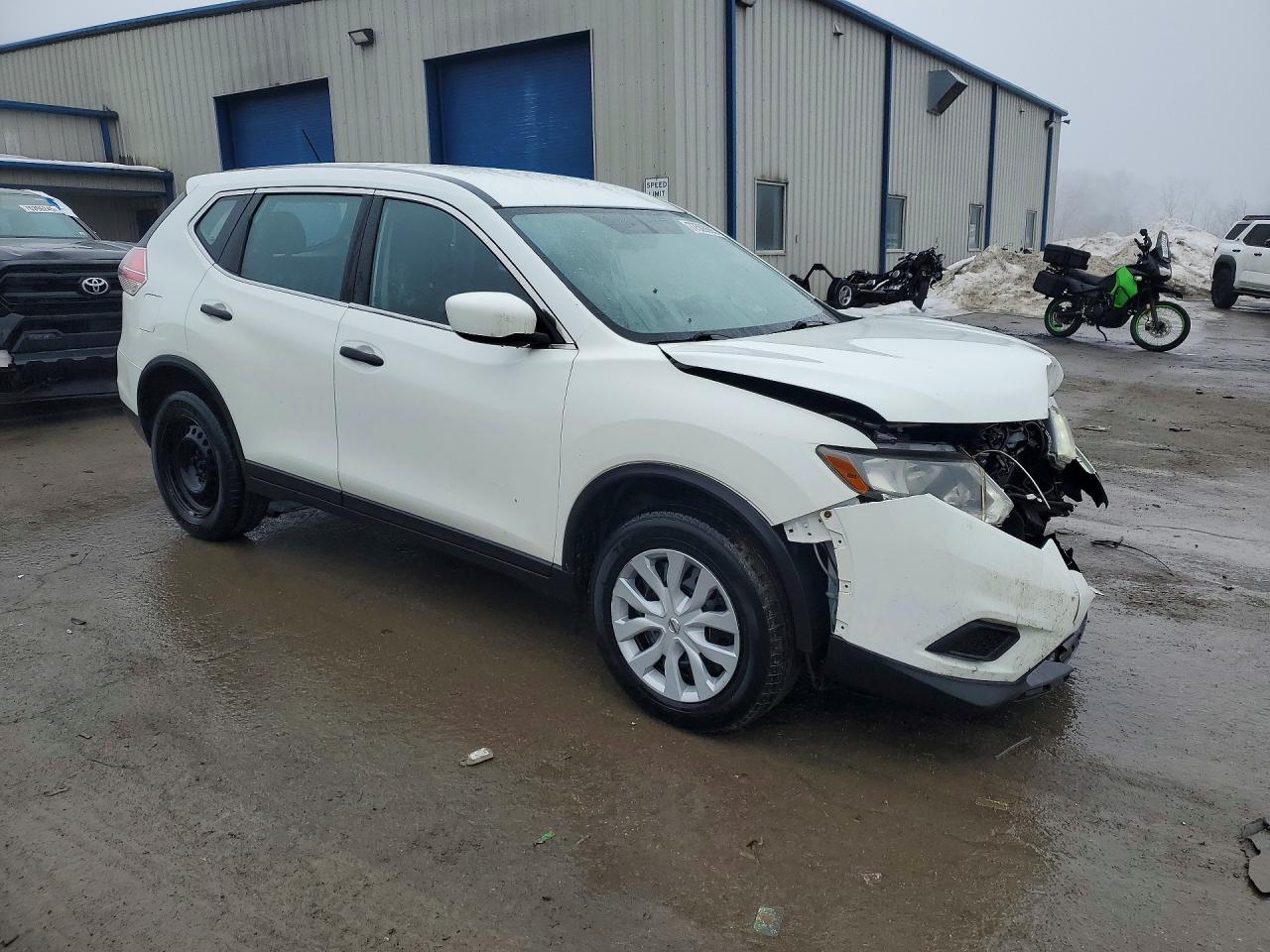 2016 NISSAN ROGUE S photo 4