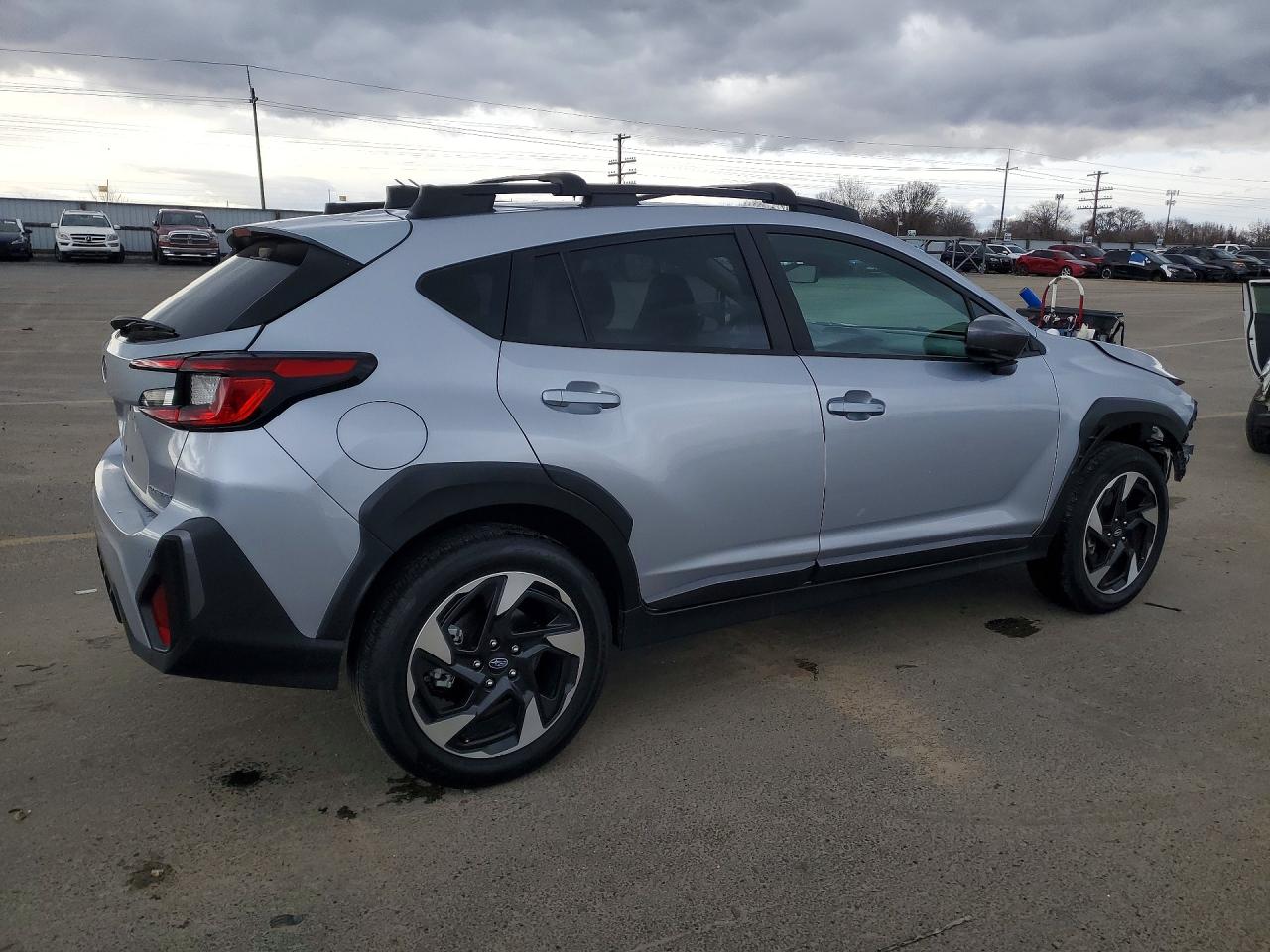 2024 SUBARU CROSSTREK photo 7