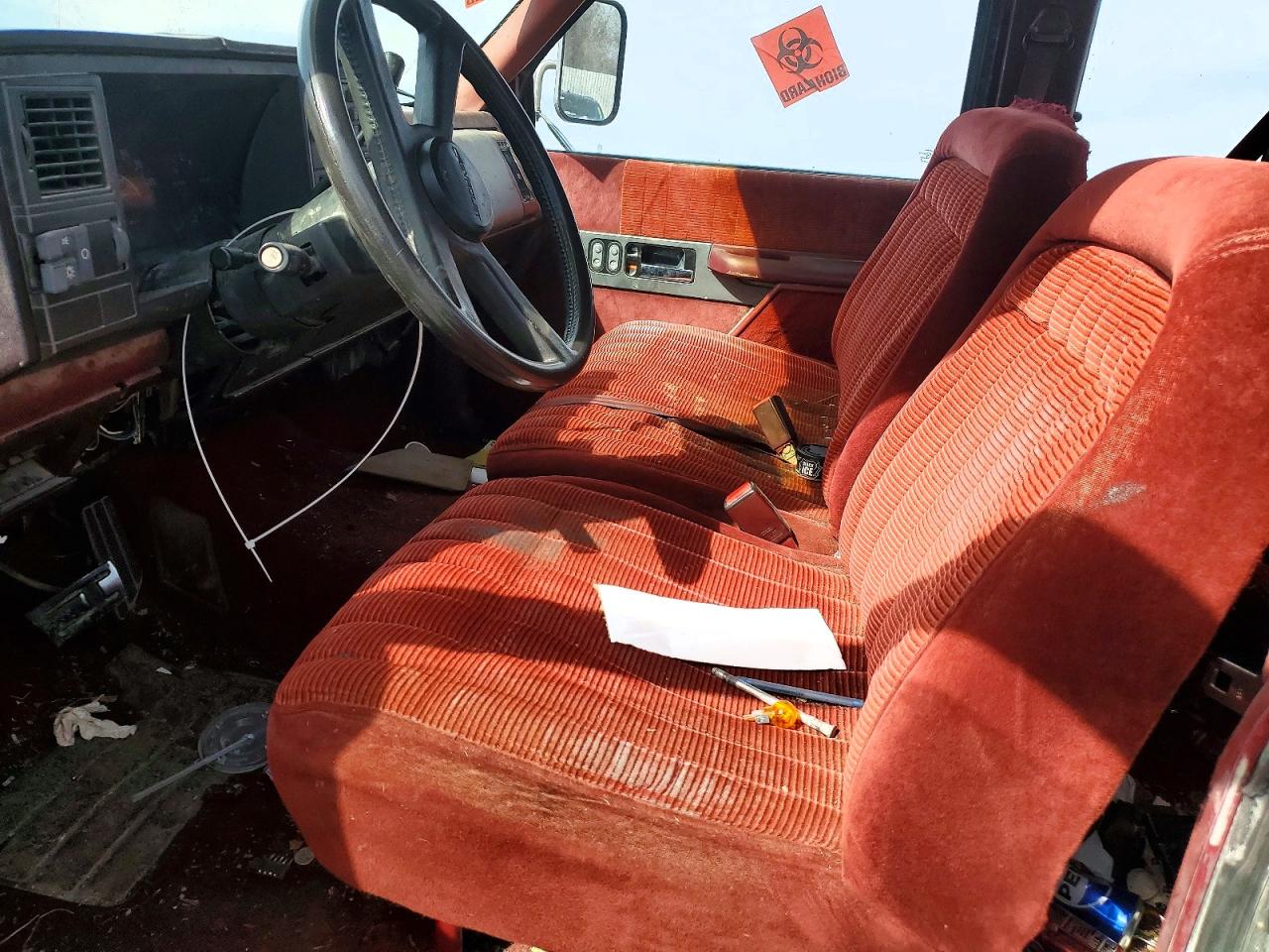 1990 CHEVROLET GMT-400 C2500 photo 7