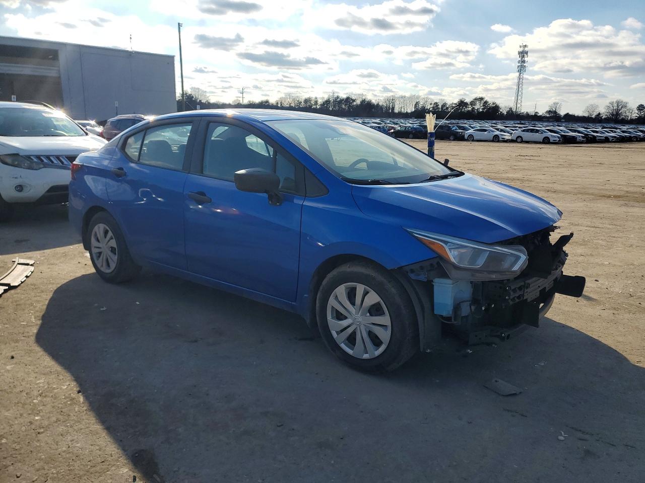 2021 NISSAN VERSA S photo 10