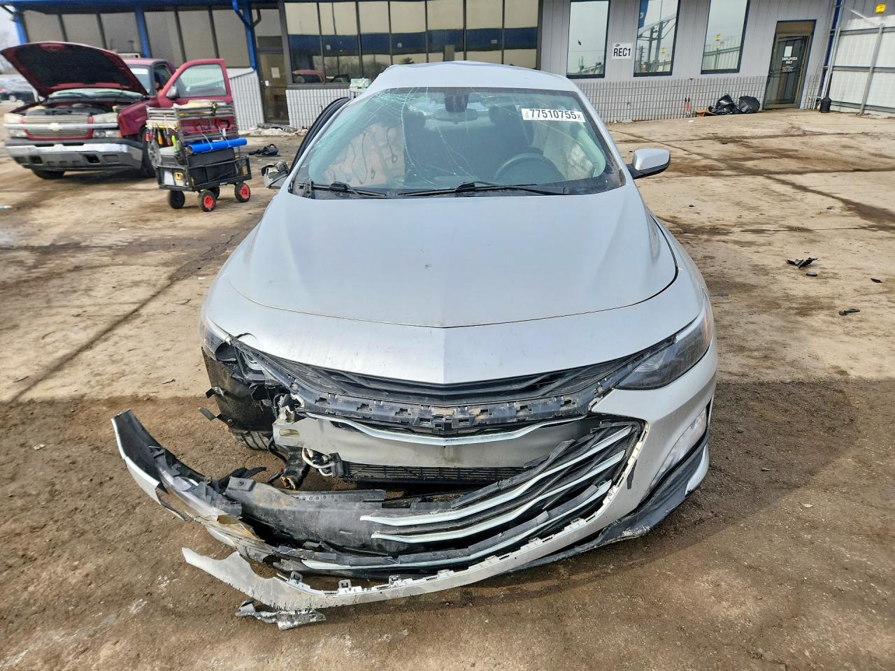 2020 CHEVROLET MALIBU LT photo 5