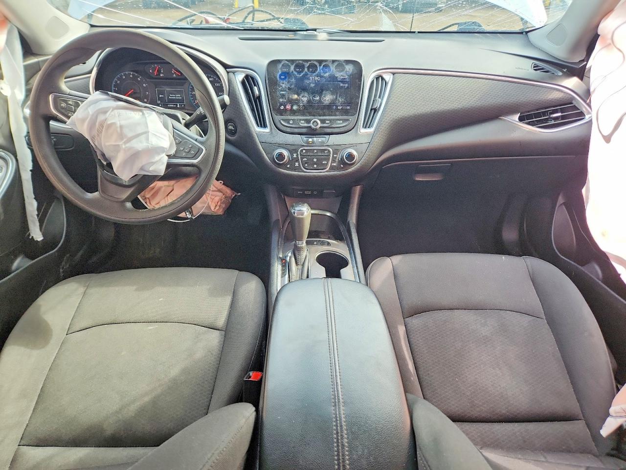2020 CHEVROLET MALIBU LT photo 8