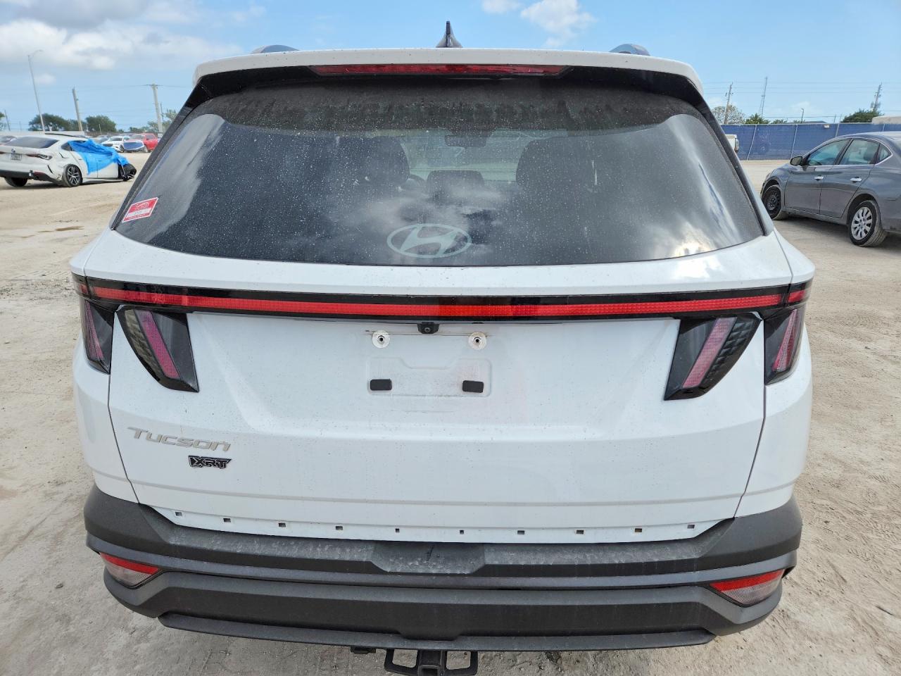 2025 HYUNDAI TUCSON XRT photo 11