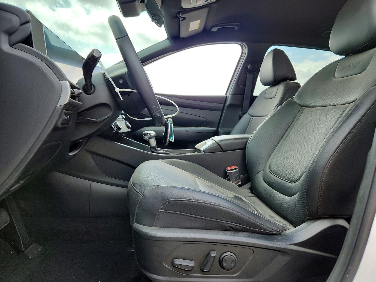 2025 HYUNDAI TUCSON XRT photo 13