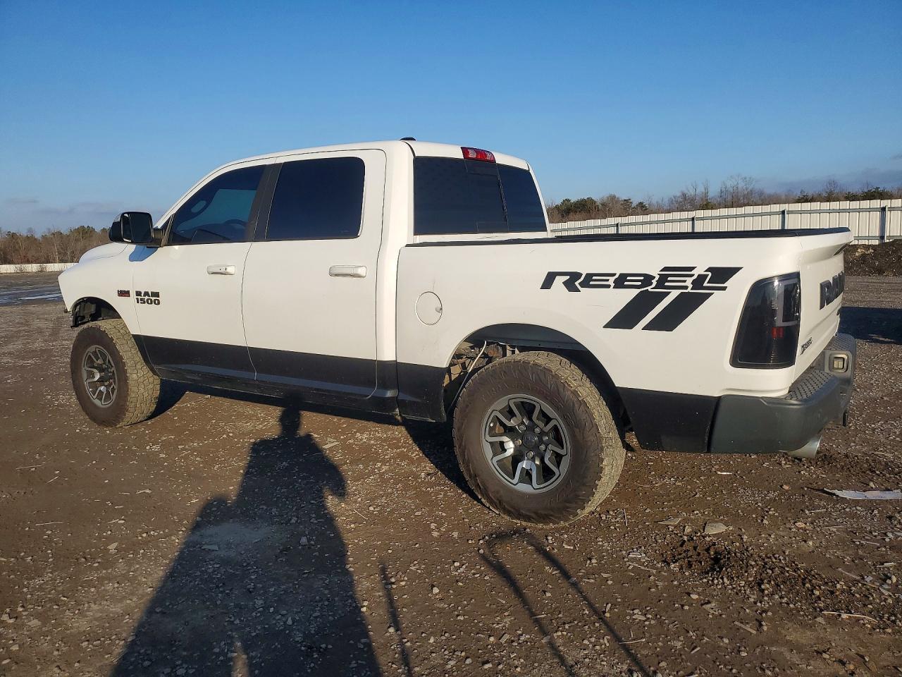 2016 RAM 1500 REBEL photo 4