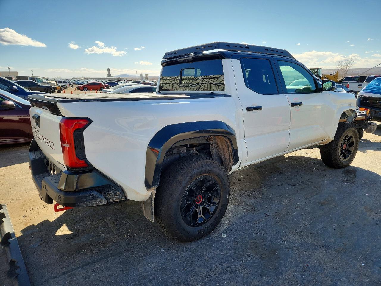 2024 TOYOTA TACOMA DOUBLE CAB photo 3