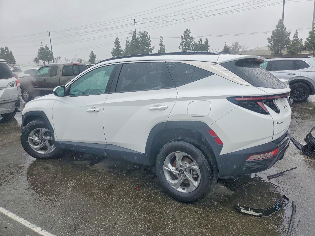 2022 HYUNDAI TUCSON SEL photo 3