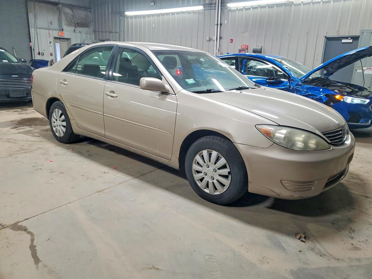 2006 TOYOTA CAMRY LE photo 4