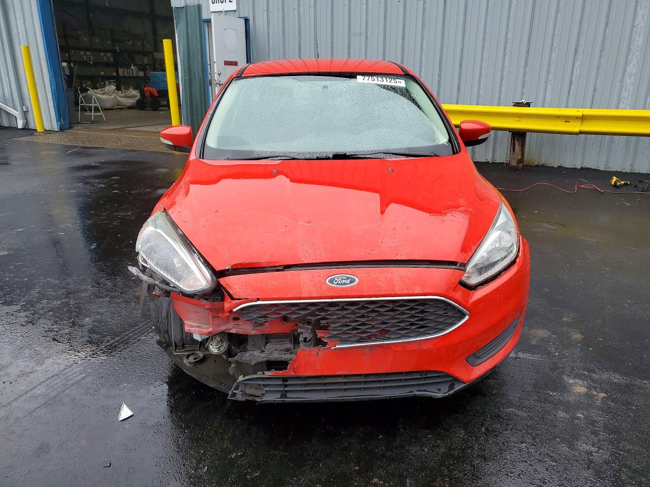 2017 FORD FOCUS SE photo 5