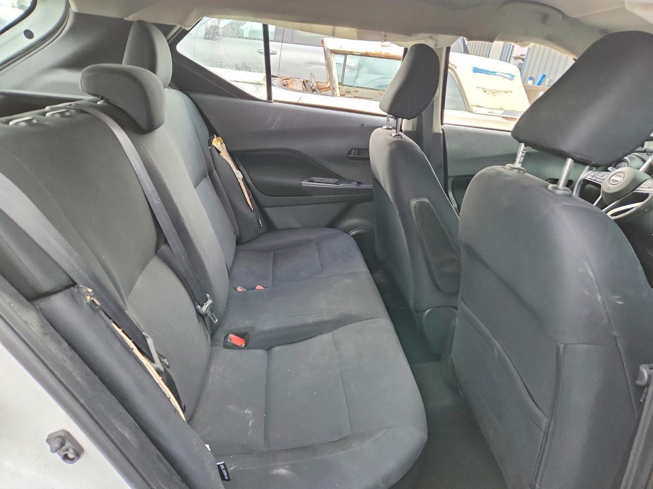 2023 NISSAN KICKS S photo 10