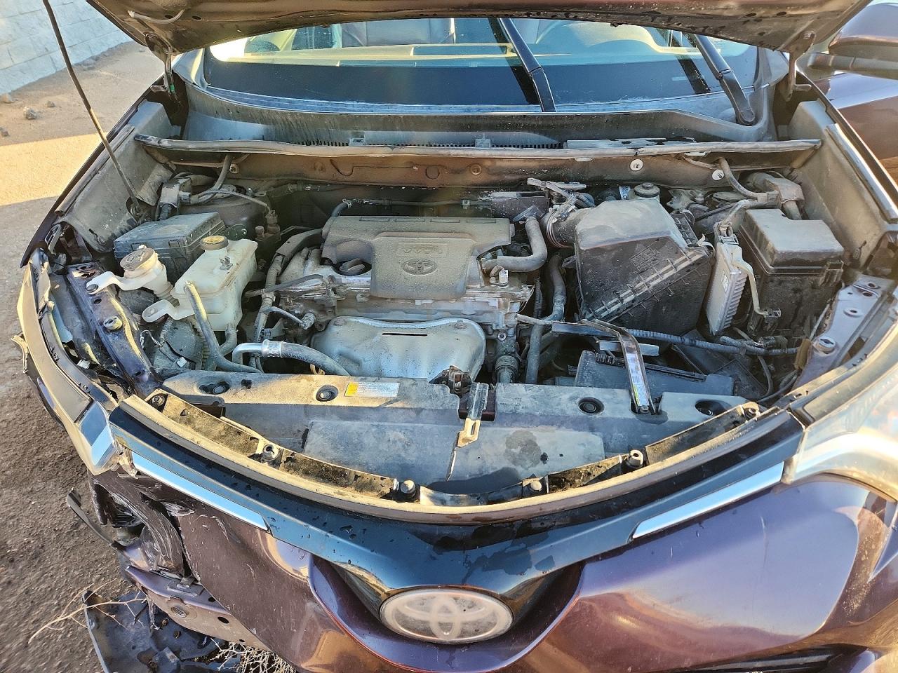 2017 TOYOTA RAV4 XLE photo 31