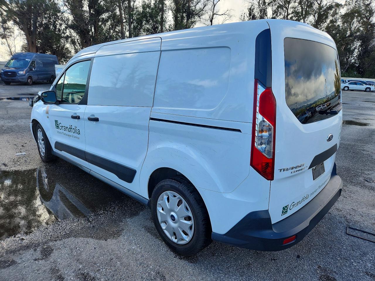 2015 FORD TRANSIT CONNECT XLT photo 2