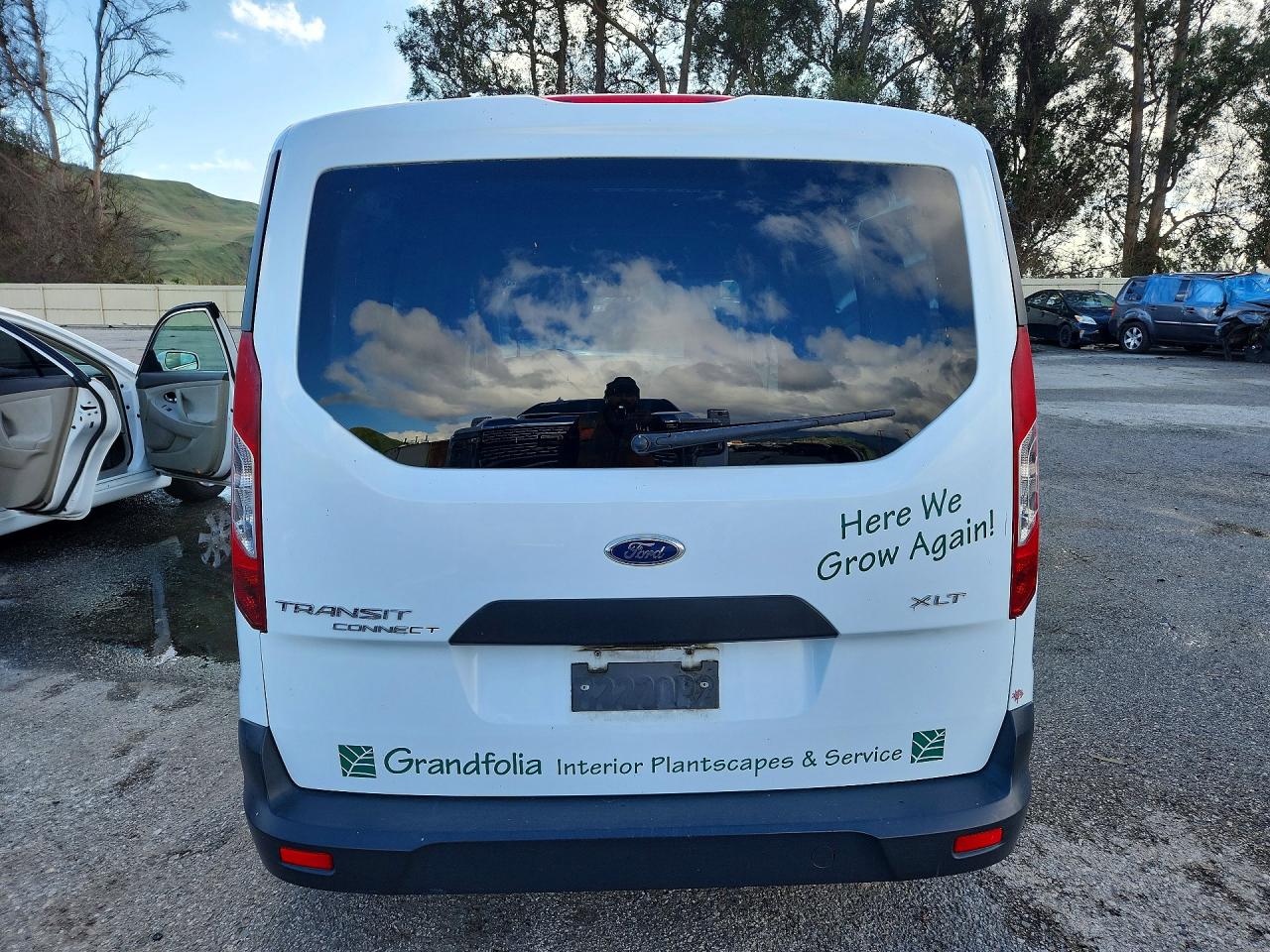 2015 FORD TRANSIT CONNECT XLT photo 6