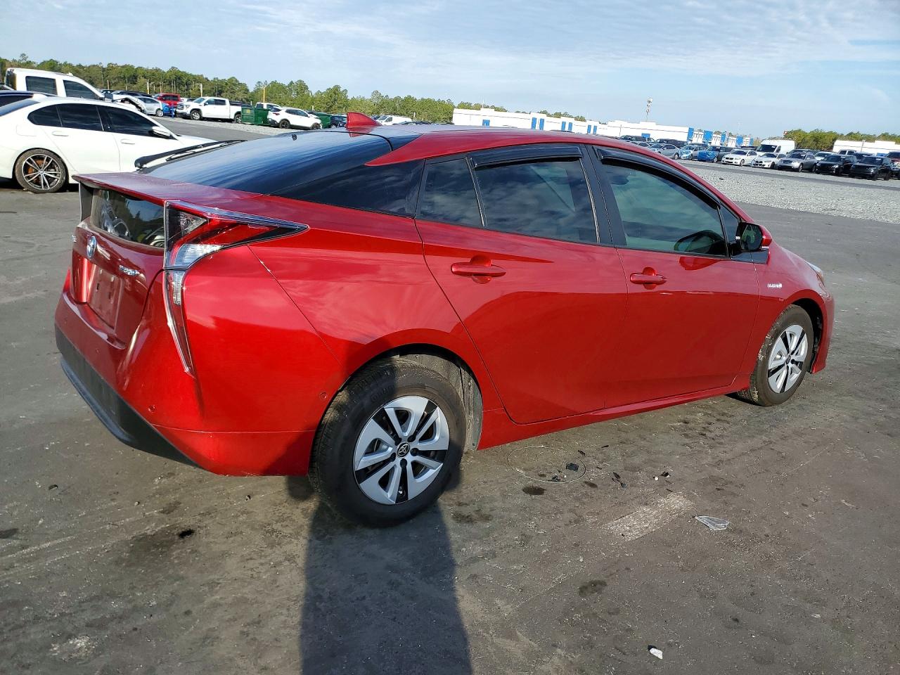 2018 TOYOTA PRIUS photo 3