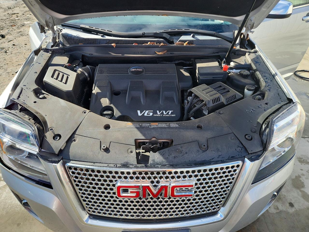 2015 GMC TERRAIN DENALI photo 12