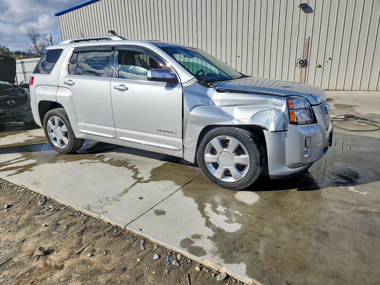 2015 GMC TERRAIN DENALI photo 4
