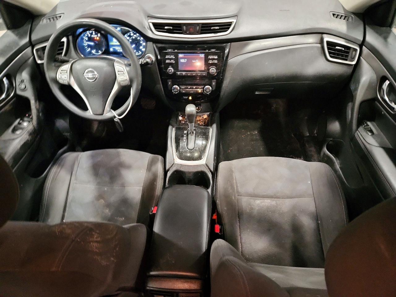 2016 NISSAN ROGUE SV photo 22