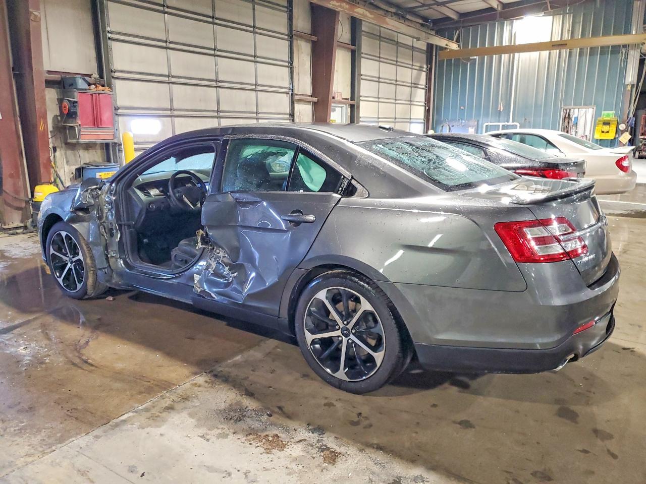 2016 FORD TAURUS LIMITED photo 2