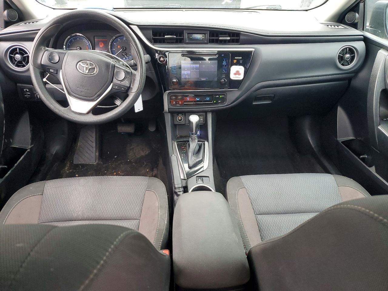 2017 TOYOTA COROLLA L photo 15
