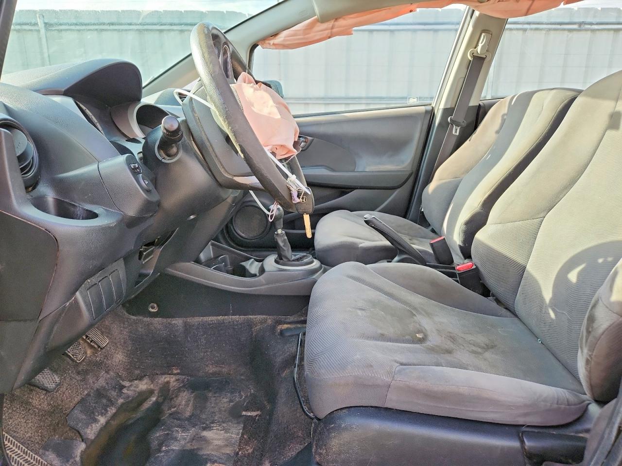 2009 HONDA FIT photo 7