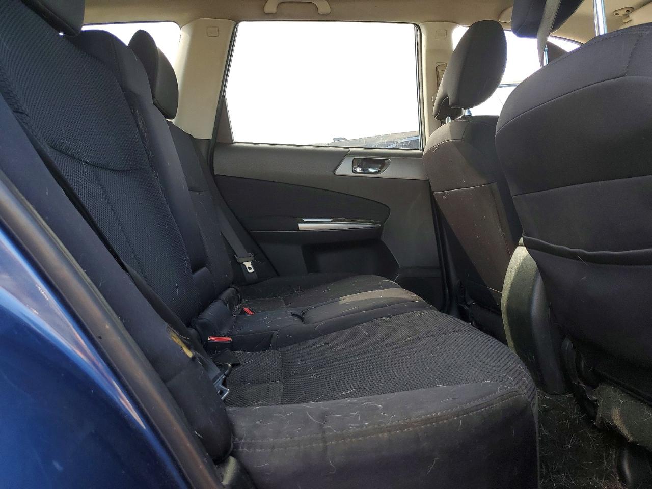 2011 SUBARU FORESTER 2.5X PREMIUM photo 31