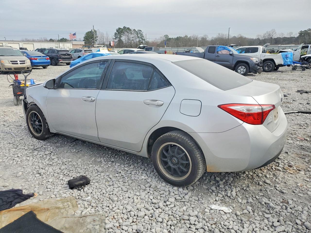 2016 TOYOTA COROLLA L photo 4