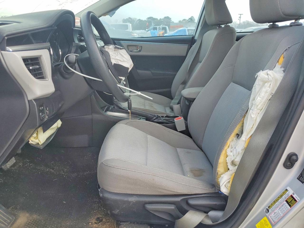 2016 TOYOTA COROLLA L photo 19
