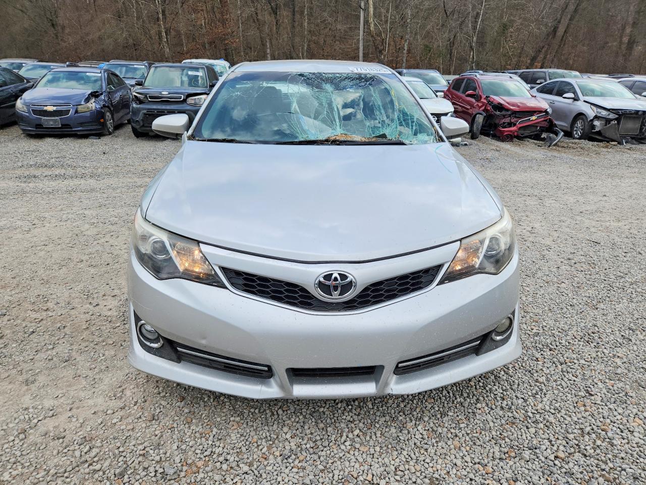 2012 TOYOTA CAMRY BASE photo 5