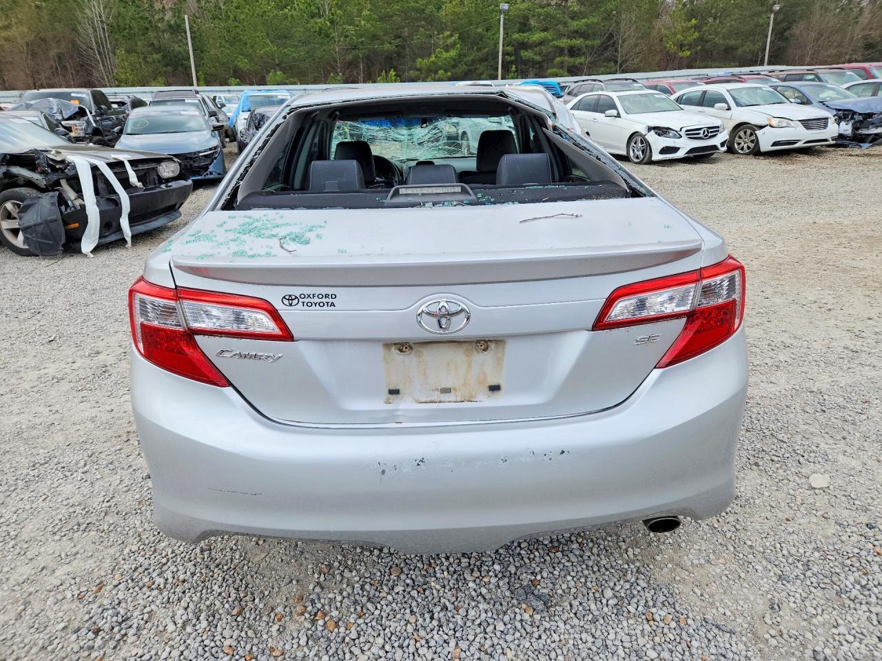 2012 TOYOTA CAMRY BASE photo 6