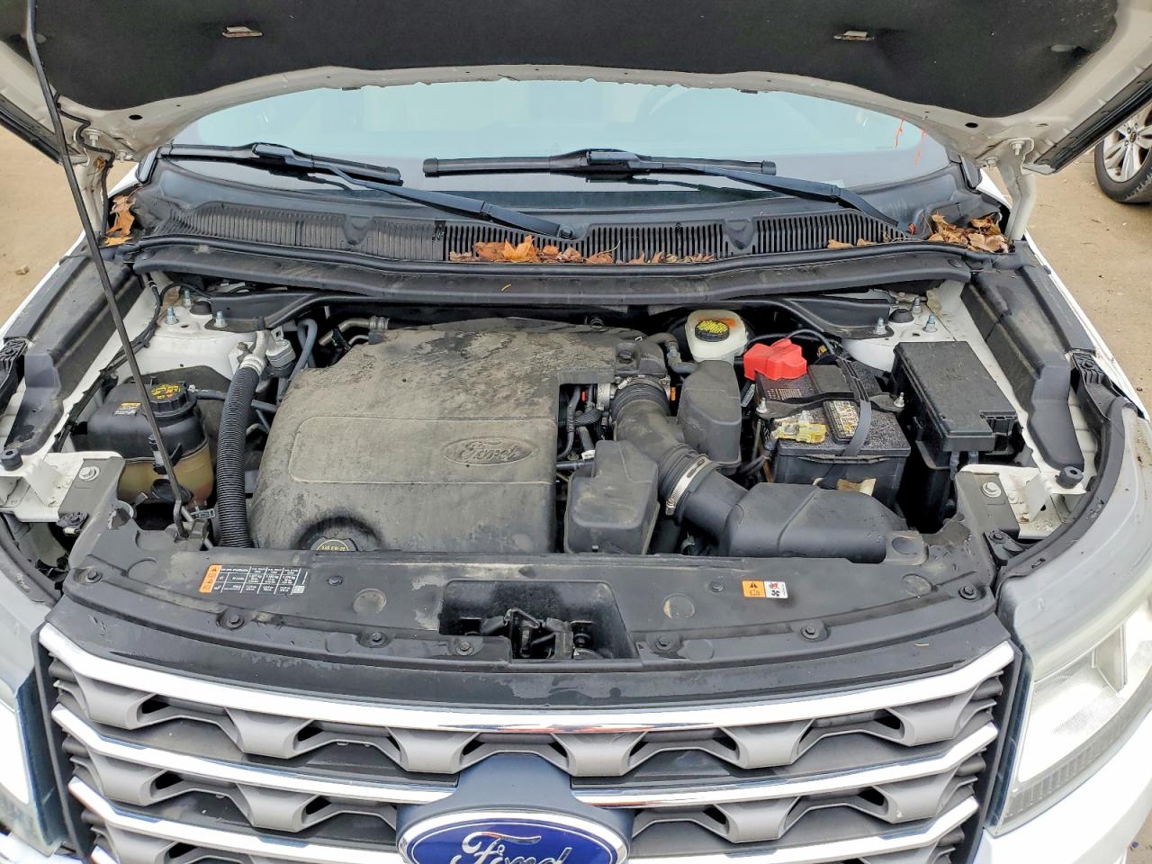 2016 FORD EXPLORER photo 23