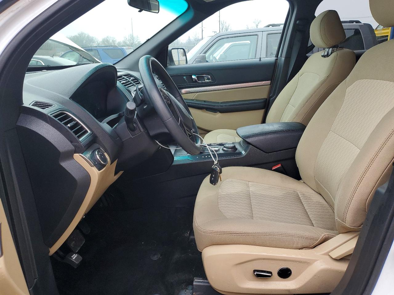 2016 FORD EXPLORER photo 13