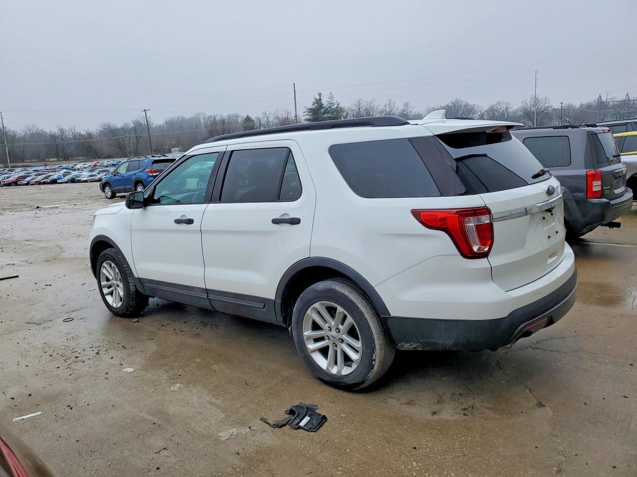 2016 FORD EXPLORER photo 3