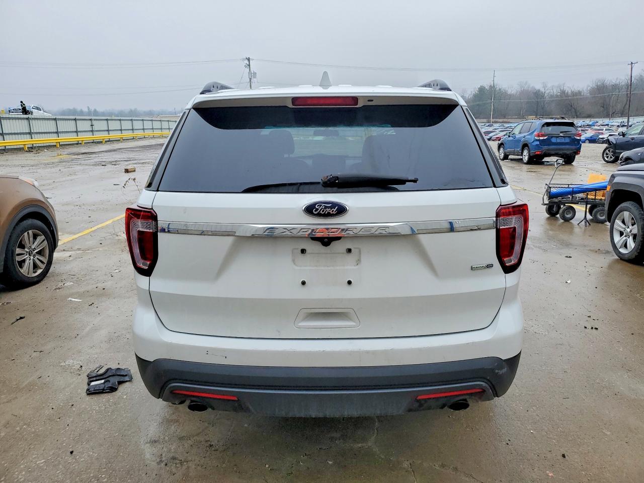 2016 FORD EXPLORER photo 11