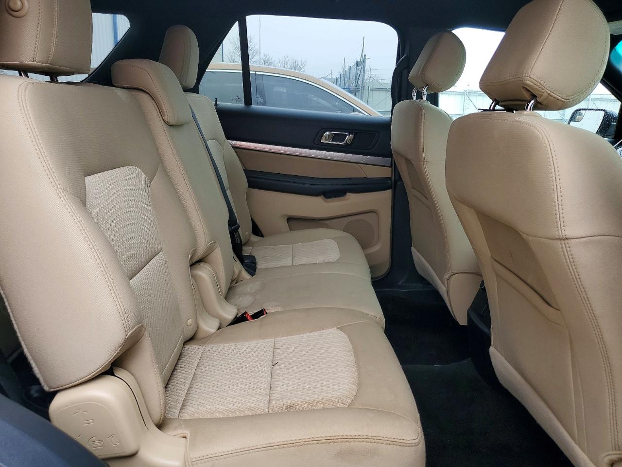 2016 FORD EXPLORER photo 21