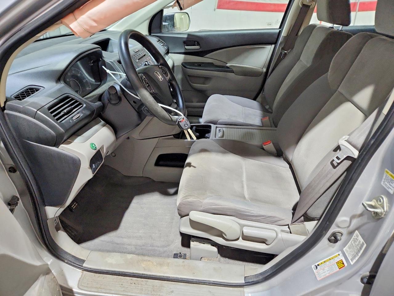 2012 HONDA CR-V LX photo 19
