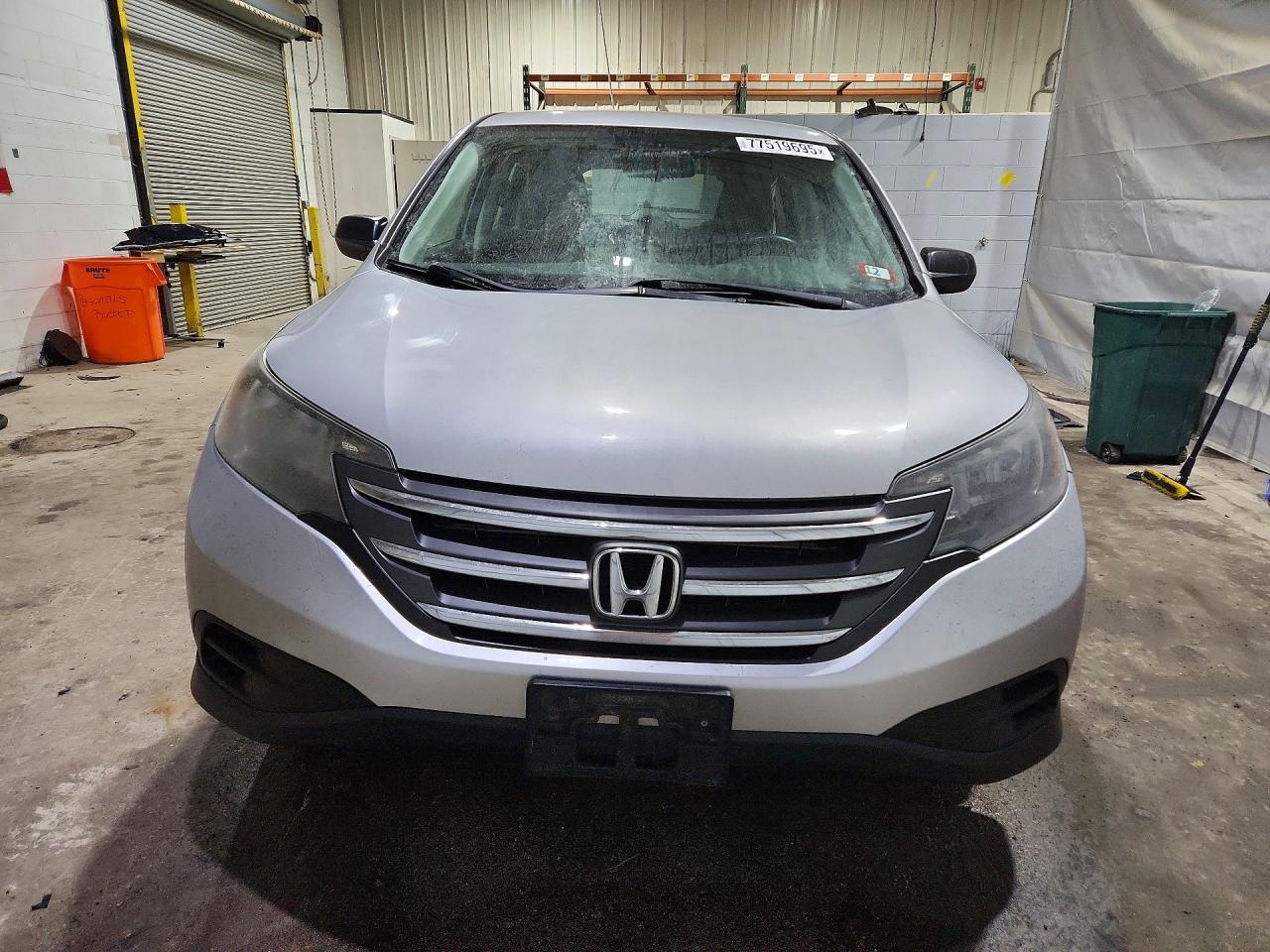2012 HONDA CR-V LX photo 13