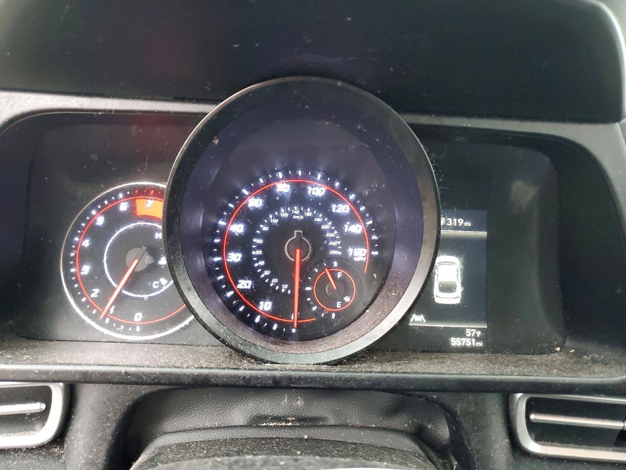 2021 HYUNDAI ELANTRA SEL photo 17
