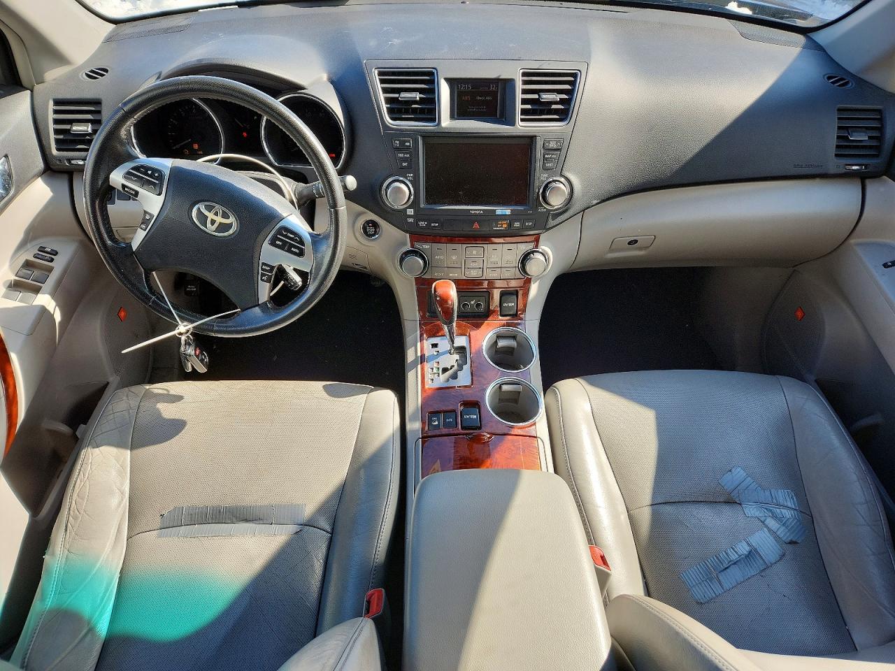 2011 TOYOTA HIGHLANDER LIMITED photo 15