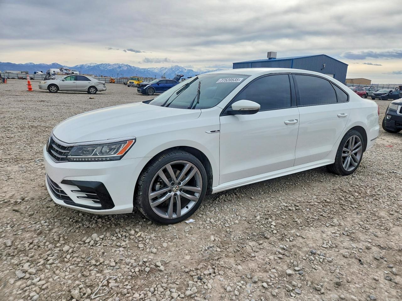 2018 VOLKSWAGEN PASSAT