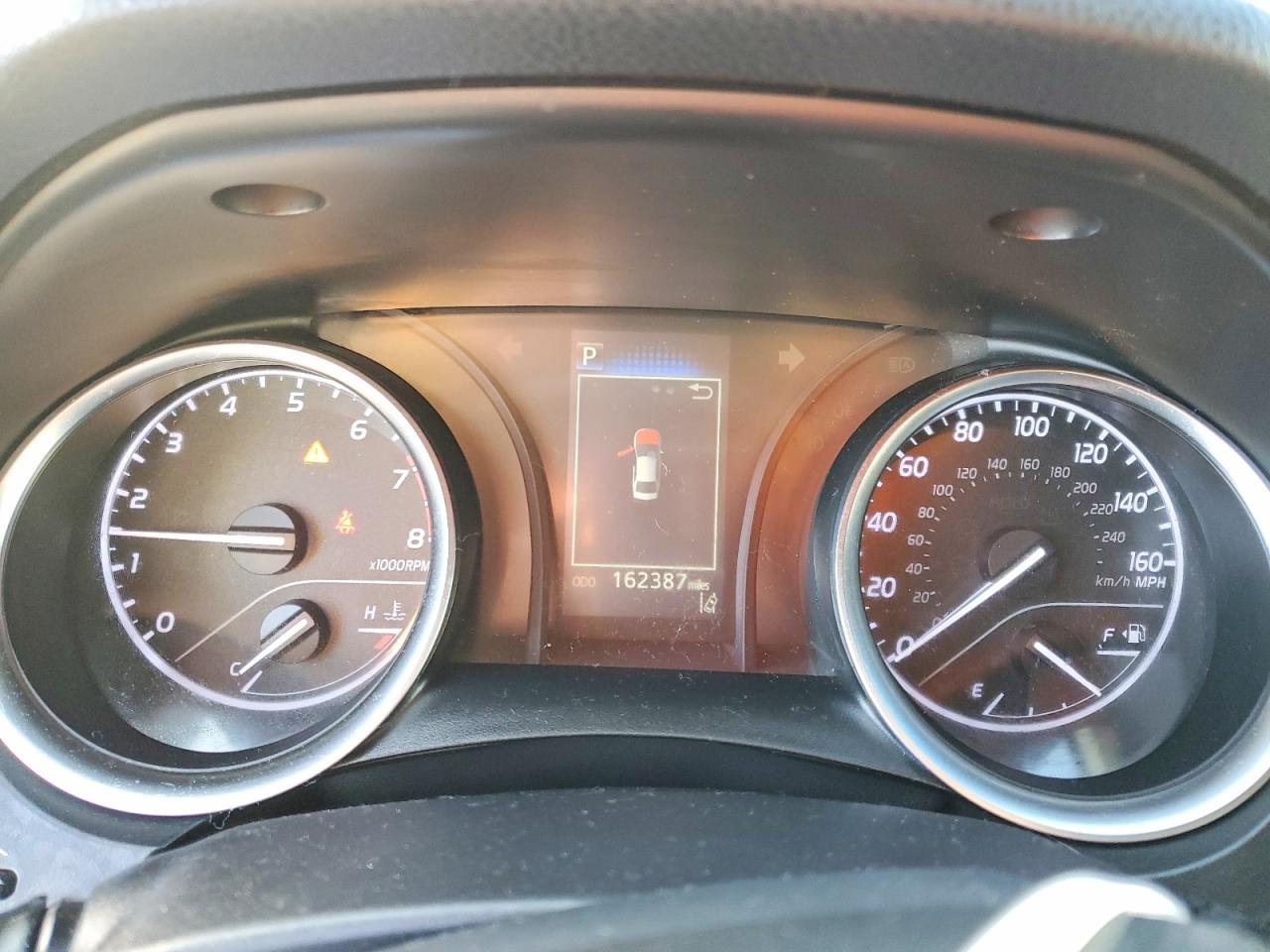 2018 TOYOTA CAMRY LE photo 9