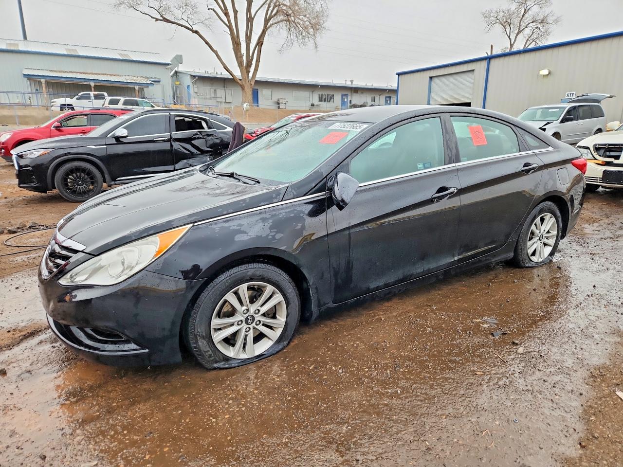 2011 HYUNDAI SONATA