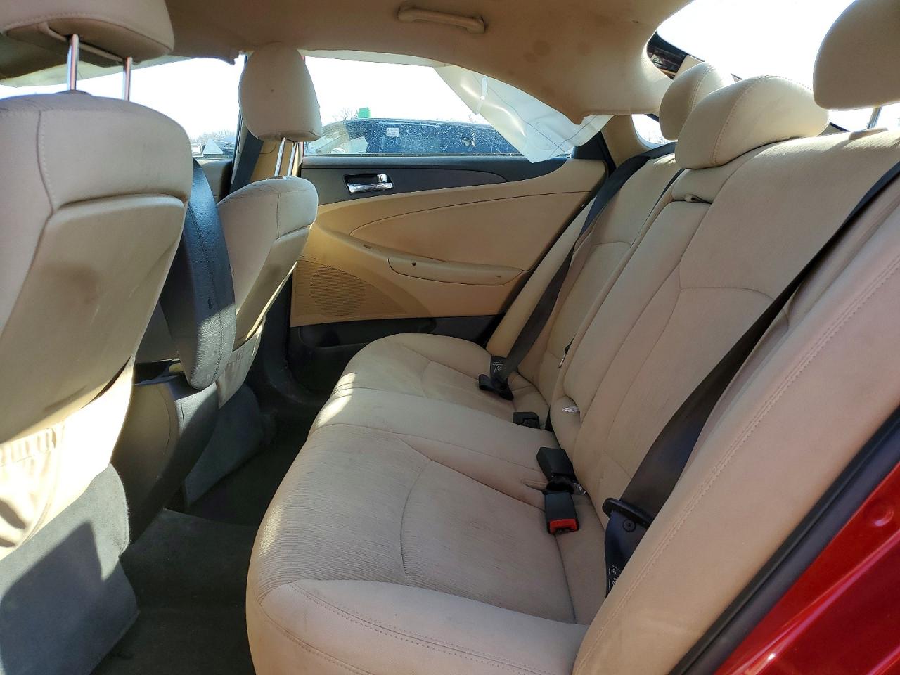 2011 HYUNDAI SONATA GLS photo 28