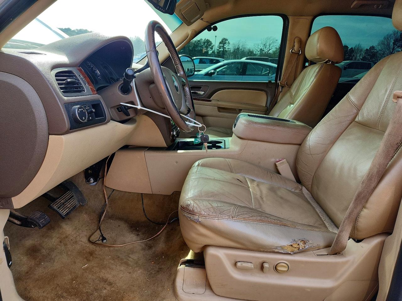 2011 CHEVROLET TAHOE C1500 LT photo 13